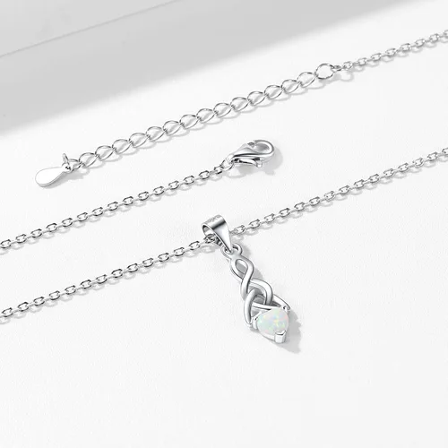 Vista 4 de ChicSilver Collar con colgante de nudo celta de plata de ley 925 con forma de corazón brillante de 18 pulgadas (con caja de regalo)