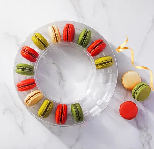 Vista 5 de Pastry Chef's Boutique - Cajas de regalo pequeñas de plástico transparente para macarons franceses - Capacidad para 2 macarons - Tamaño de cavidad