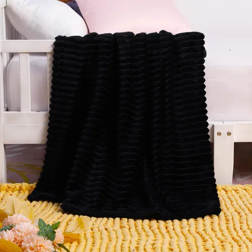 Vista 5 de NTBAY Manta de franela de felpa para bebé, manta suave y cálida para niños pequeños con textura a rayas para cochecito, cuna, viajes, 30 x 40 Negro