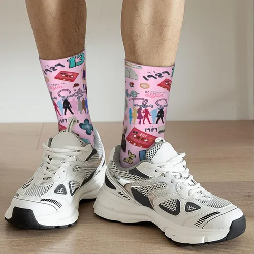 Vista 9 de Calcetines coloridos para hombres y mujeres, regalos para los fanáticos de Taylor, calcetines deportivos que absorben la humedad