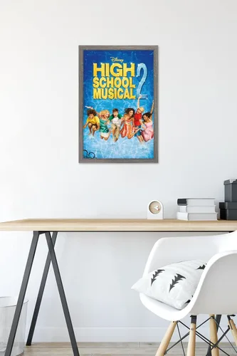 Vista 6 de Trends International High School Musical 2 - Póster de pared de una hoja, 14.725 x 22.375 pulgadas, versión enmarcada de madera de granero