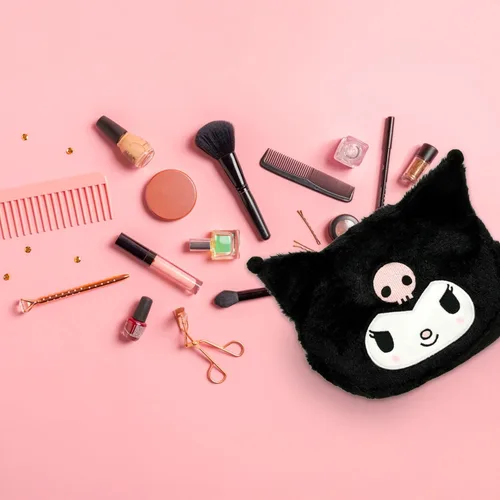 Vista 5 de Kuromi - Juego de bolsas de cosméticos – Paquete con bolsa de cosméticos Sanrio para maquillaje, artículos de tocador de tamaño de viaje, más