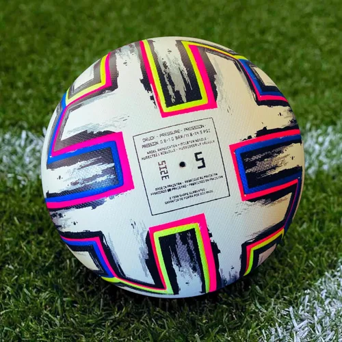 Vista 6 de Balón de fútbol famoso del partido final de la Copa del Mundo Euro 2020, diseño de 6 paneles de fútbol [tamaño oficial 5] – Perfecto