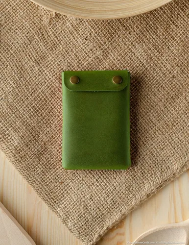 Vista 7 de Crazy Horse Craft Cartera minimalista personalizada, monedero de cuero con Verde alpino