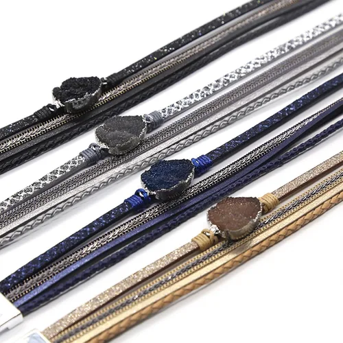 Vista 3 de Long tiantian Pulseras de cuero para mujer, pulsera bohemia de piedra de corazón de cristal, pulsera de múltiples capas, pulsera apilada, regalo