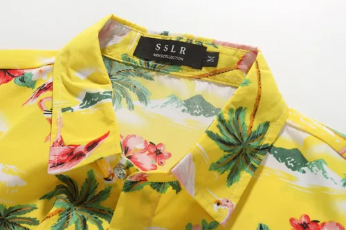 Vista 3 de SSLR Camisa hawaiana para hombre, diseño de flamencos, manga corta, con botones, camisa Aloha