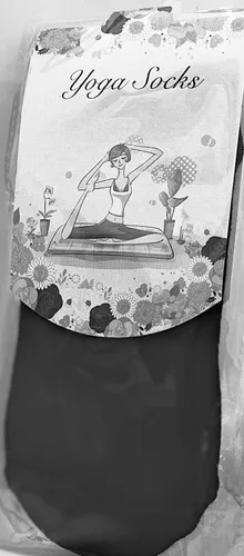 Vista 8 de My Pill Purse Calcetín de yoga antideslizante azul para pilates - Uso en barra fitness Calcetín antideslizante para mujer Parte inferior