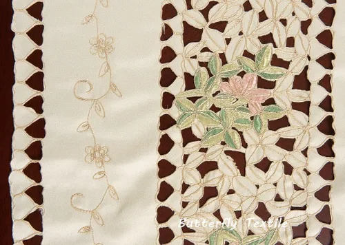 Vista 2 de Mantel rectangular de lino de encaje floral bordado beige grande de 70 x 90 pulgadas