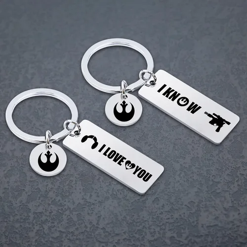 Vista 5 de Cualque Llavero de estrella con texto en inglés I Love You I Know 2 unidades llavero de Han y Leia Wars juego de regalos para parejas para novios