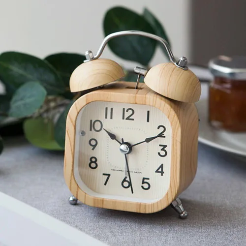 Vista 6 de Double Bell Alarm Clock, Vintage Alarm, Wood Grain Alarm Clock Bedside Wake Up Clock No Ticking Silent Alarm Clock with Backlight