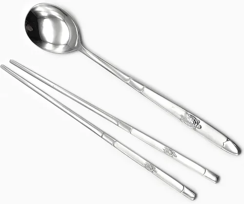 Vista 8 de SUPIA Cubertería tradicional coreana de acero inoxidable cucharas y palillos juego de vajilla con mano larga, reutilizable (tortuga plateada)