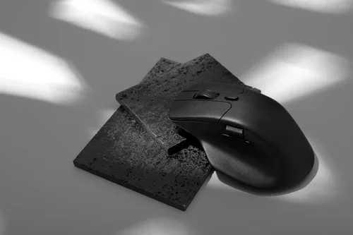 Vista 2 de Keychron M6 All Silent Wireless Gaming Optical Mouse, Tri-Mode 2.4 GHz/Bluetooth 5.3/Wired, PixArt 3395 Sensor, 26000 DPI, Ergonomic Lightweight