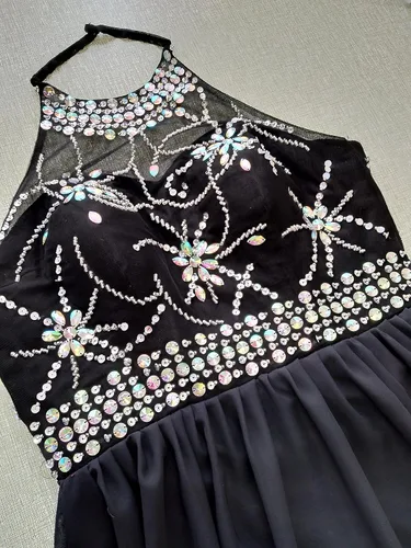 Vista 4 de Kivary Vestidos de noche largos de gasa degradado con cuentas transparentes halter, Ombre