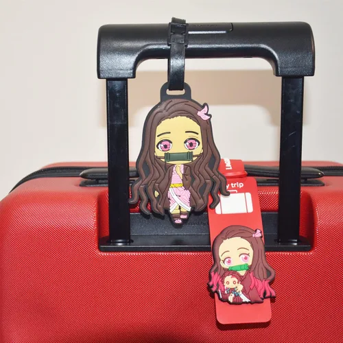 Vista 8 de 2 piezas de Demon Anime Slayer Etiqueta de identificación de maleta con Kimetsu No Yaiba Manga Adhesivo de silicona para cinturón de viaje o viaje