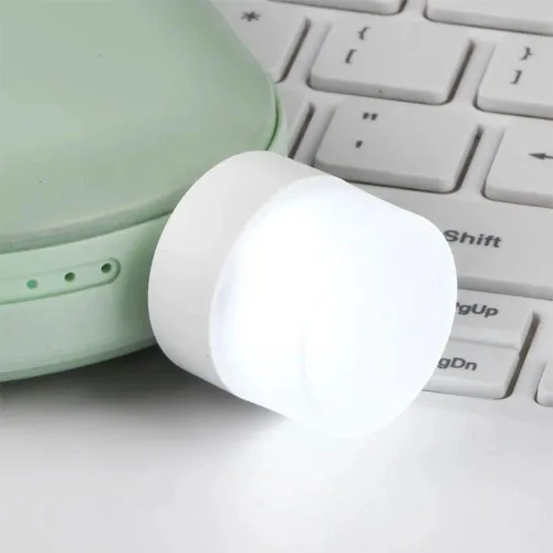 Vista 5 de Luces USB de noche, mini bombilla LED, enchufable, blanco cálido, compacto, ideal para dormitorio, baño, guardería, pasillo, cocina, coche, luz