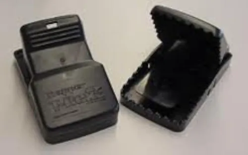 Vista 2 de Bell Labs Trapper T-Rex - Trampa para ratas (4 trampas)