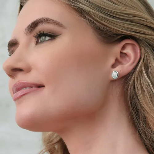 Vista 3 de Gem Stone King 3-5 Cttw Gemstone Birthstone Halo Earrings For Women 9X7MM Oval Cut 925 Sterling Silver Fine Jewelry Gifts for Her Mom Women Wife