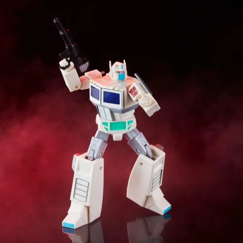 Vista 6 de Transformers R.E.D. [Diseño mejorado de robot] Ultra Magnus 6" Figura de acción