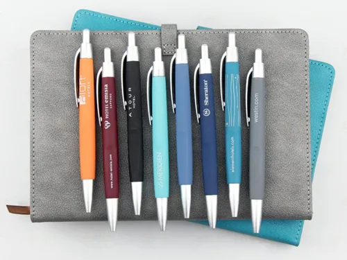 Vista 8 de Paquete de 100 bolígrafos personalizados con tinta negra personalizable
