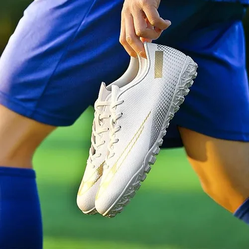 Vista 6 de Zapatos de fútbol para hombre, bajos y con cordones, antideslizantes, para interiores, fútbol sala de fútbol americano, TF, tacos de césped