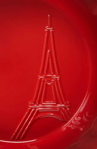 Vista 4 de Le Creuset Eiffel Tower Collection - Plato de cerámica para tartas, 9 pulgadas, color cereza