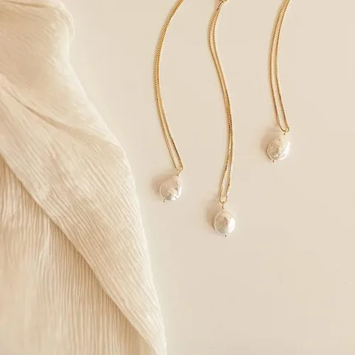 Vista 3 de Delicado collar de perlas para mujer, collar de oro y perlas, collar largo bohemio de perlas sintéticas para playa, joyería de perlas para mujer