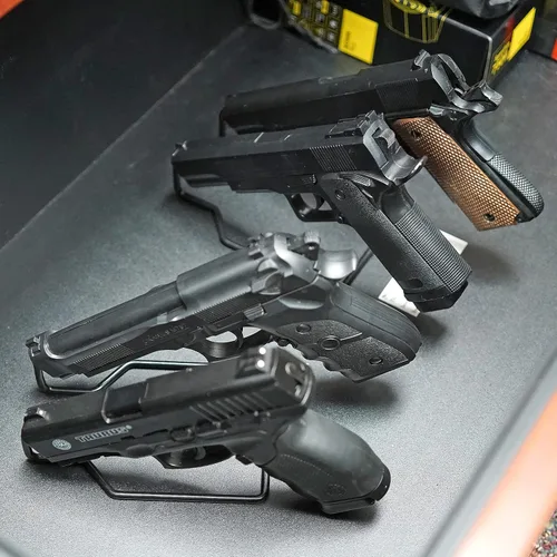 Vista 7 de BOOMSTICK Estante de montaje en pared para pistola con revestimiento de vinilo negro