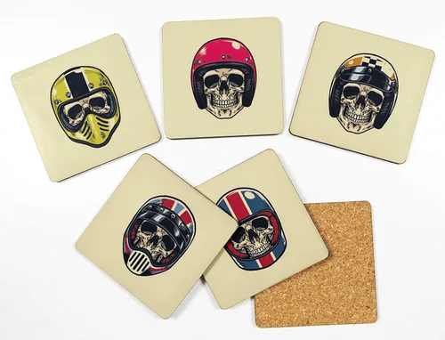 Vista 2 de Juego de 6 posavasos cuadrados de 4 pulgadas, fáciles de limpiar, base de corcho, reutilizables, diseño de calavera