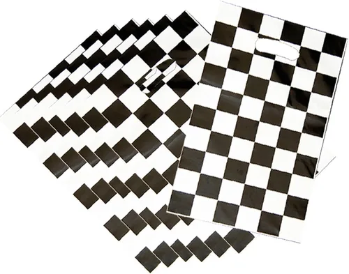 Vista 2 de LYT 30 bolsas de regalo de auto de carreras a cuadros en blanco y negro, suministros de fiesta de cumpleaños para niños, bolsas de regalo