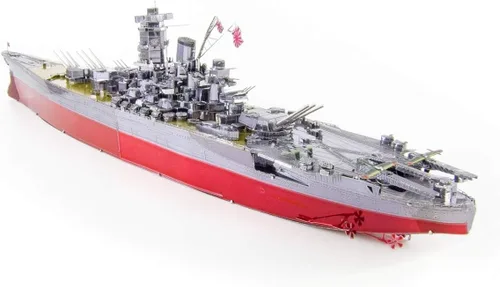 Vista 2 de Fascinations Metal Earth Premium Series Yamato Battleship 3D Kit de modelo de metal