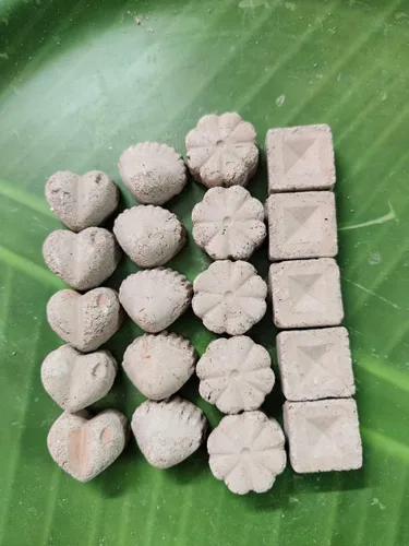 Vista 2 de Galletas Surtidas de Arcilla de Almendra Gris 200 gms
