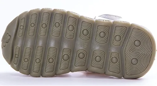 Vista 5 de DADAWEN - Sandalias deportivas de cuero para niños y niñas puntera cerrada para exteriores para bebés niños pequeños y grandes