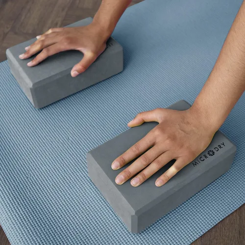 Vista 2 de MicroDry Yoga Block Collection