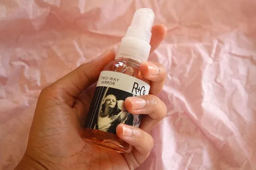 Vista 7 de R+Co TWO WAY MIRROR Smoothing Oil – Frizz-Control & Shine-Enhancing Hair Oil, Smooths & Softens Hair, All Hair Types