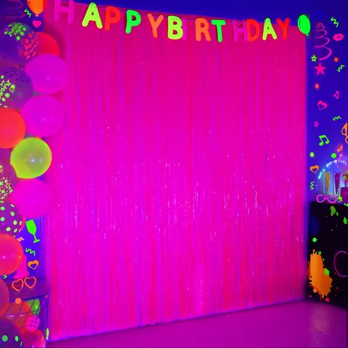 Vista 12 de Suministros de fiesta Mega-Loopolis con brillo en la oscuridad, pack de 2 decoraciones de fiesta neón de 6.6 x 6.6 pies, cortinas de flecos de papel