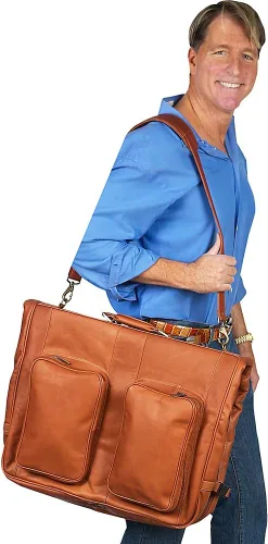Vista 4 de Claire Chase Bolsa de ropa, Saddle, Bolsa de ropa