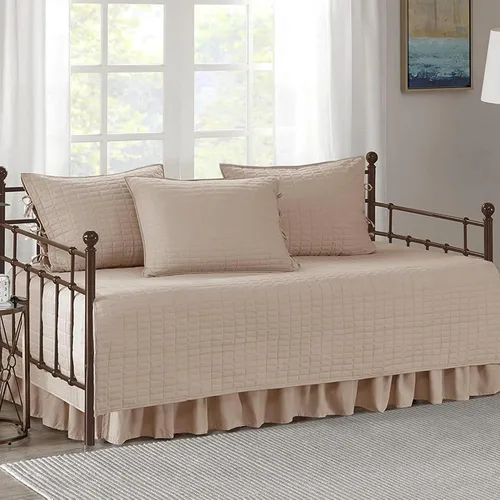 Vista 15 de Comfort Spaces Funda para sofá cama de lujo de doble cara - Acolchado, ropa de cama acogedora para todas las estaciones con falda de cama, fundas a