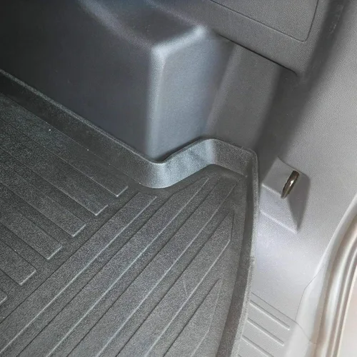 Vista 2 de Forro de carga – Tapete de maletero para Ford Escape 2013-2019 – Alfombrillas de maletero resistentes a la intemperie para automóviles con borde