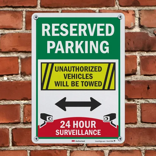 Vista 5 de SmartSign Letrero de "Estacionamiento reservado - Vigilancia 24 Horas, Vehículos No Autorizados Serán Remolcados" Aluminio reflectante de grado