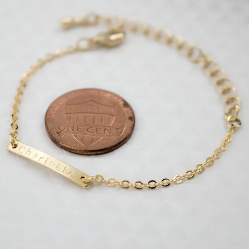 Vista 6 de Baby Name Bar ID Bracelet Gold Plated Personalized Baby Gifts 16k Gold Dainty Hand Stamp Customized Newborn to Children First Birthday Great Gift