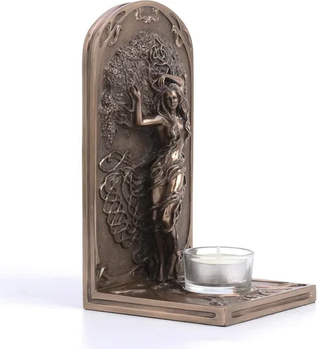 Vista 3 de Selina Fenech - Candelabro mágico con diseño de árbol de la vida, acabado en bronce antiguo