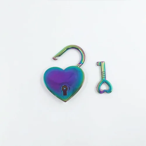 Vista 5 de Collar de candado de corazón hecho a mano para mujer, con llave, estilo gótico, punk, con letras de terciopelo y llavero de cuero
