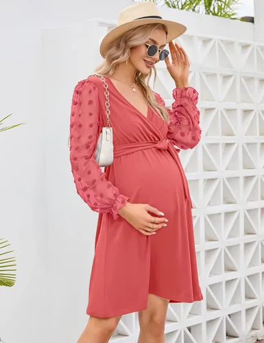 Vista 2 de Vestido de maternidad de manga larga con lunares suizos, cuello en V, para otoño, casual, bohemio, vestido midi para baby shower, sesión de fotos