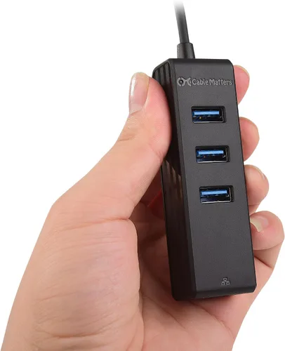 Vista 7 de Cable Matters Hub USB 4 en 1 con Ethernet, compatible con red Gigabit (USB 3.0 Hub Ethernet) con red 10/100/1000Mbps, 3 puertos USB de 5 Gbps