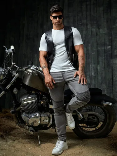 Vista 6 de Verdusa Chaleco de motociclista sin mangas de piel sintética para hombre