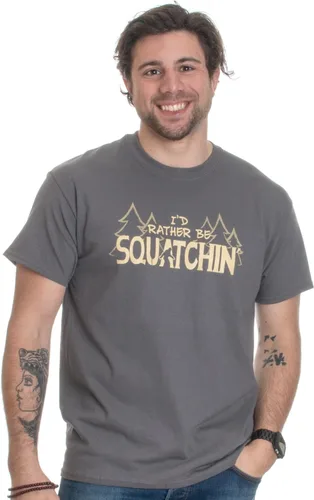 Vista 2 de Bigfoot & Sasquatch Tees Hide & Seek Champion Squatchin Funny Saying Phrase Men T-Shirt for Men