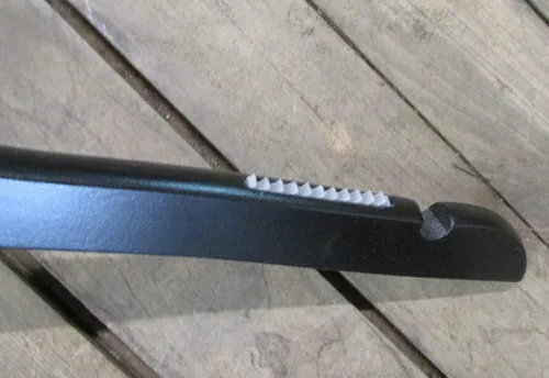 Vista 5 de NAHANCO Perchas de madera de 17 pulgadas, juego de novia y novio, negro con impresión plateada (juego de 2 piezas)