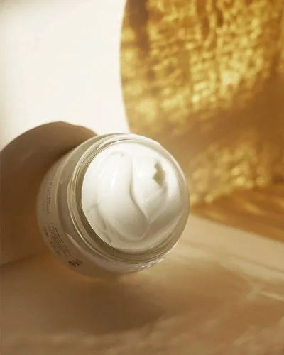 Vista 5 de Algologie Set de regalo de crema facial - Crema hidroprotectora revitalizante y crema exfoliante de limpieza profunda