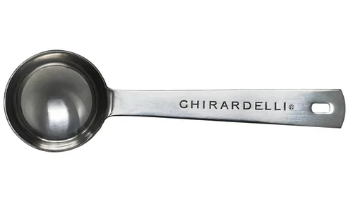 Vista 4 de Ghirardelli Salsa de caramelo, botella de 87.3 onzas (5 libras 7.3 onzas) con cuchara y bomba de barista estampada Ghirardelli