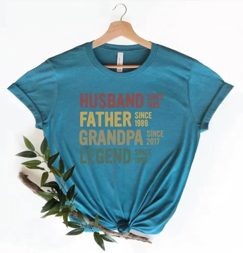 Vista 6 de Sudadera con capucha personalizada con diseño de línea de tiempo de la familia vintage